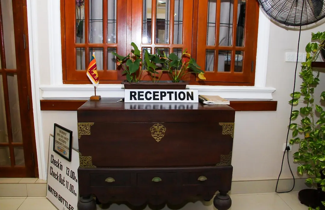 Angel Inn Guest House-1